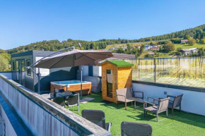 Rooftop Home With Whirlpool & Sauna - Happy Rentals